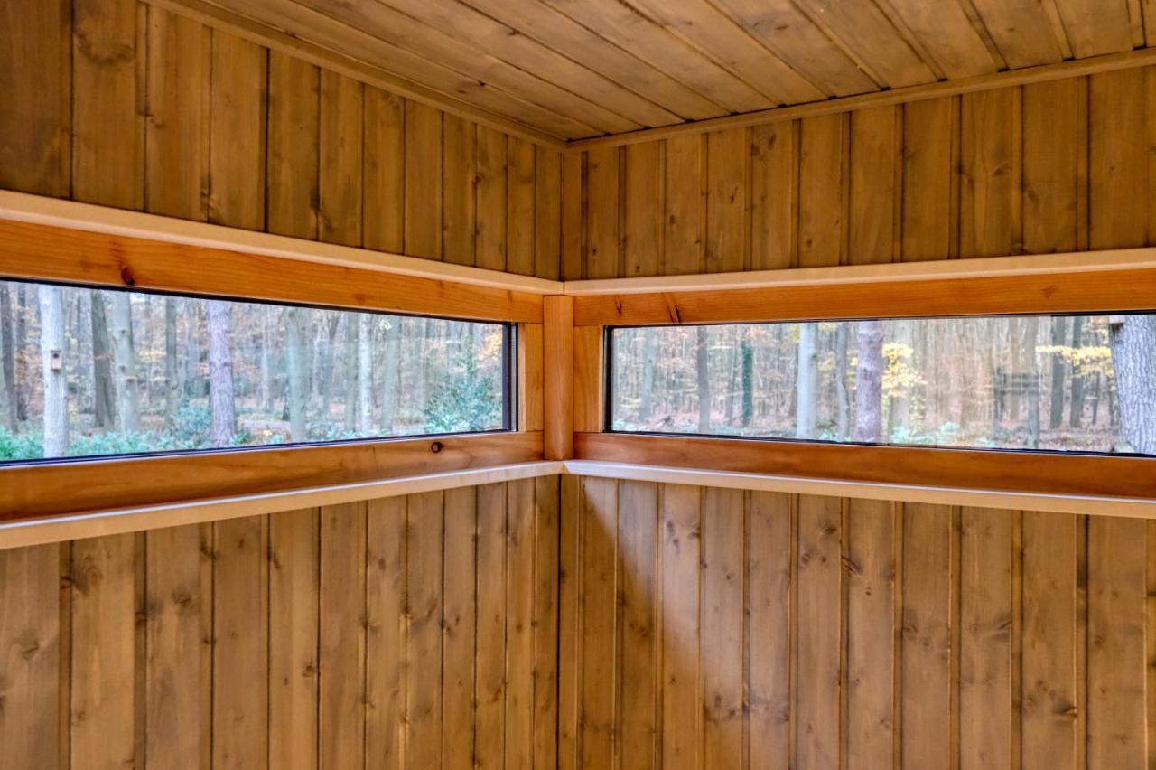 Lodge In Een Bosrijke Omgeving Met Hottub & Sauna Opt Rheezerveen Esterno foto